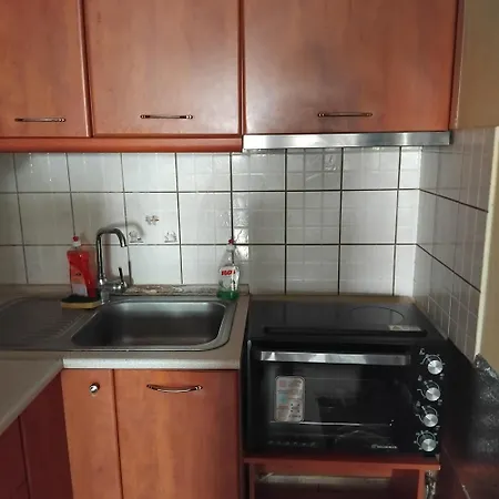 Penevi Guest House Apartamento Ofrínion