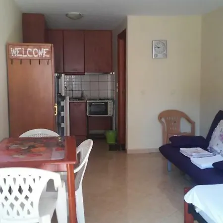 Apartamento Penevi Guest House Ofrínion